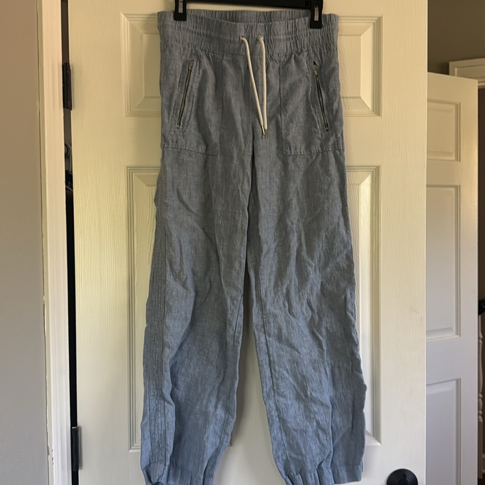 Athleta Cabo 100% Linen Wide Leg Pants Light Blue denim Size 4